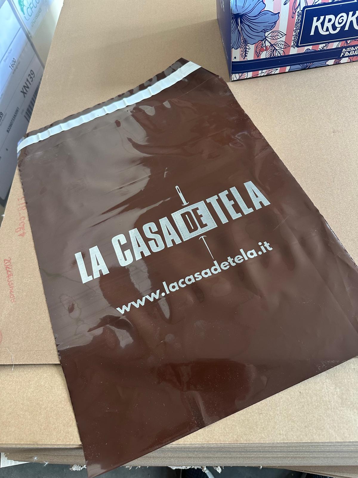 Busta per La Casa de Tela